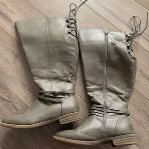 Maurice’s wide-calf boots